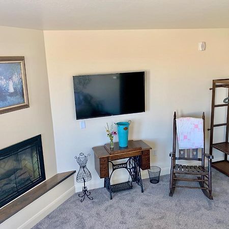 Annie'S Place Bed & Breakfast ボルダータウン エクステリア 写真